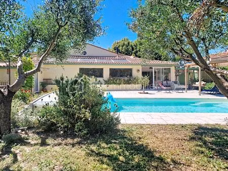 maison traditionnelle de 128 50 m² à rognac
