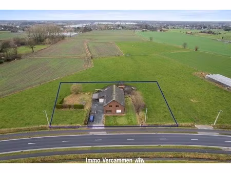 verrassend ruime  landelijke woning te putte