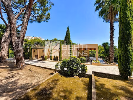 achat maison 7 pièces 174m²