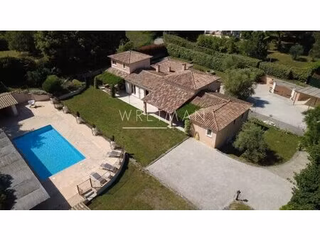 achat maison 9 pièces 238m² montauroux 83440