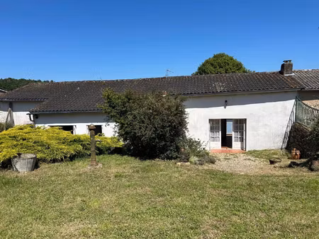 vente maison de village 3 pièces 75 m2 à bonneuil-matours