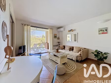 appartement à saumane-de-vaucluse (84800)