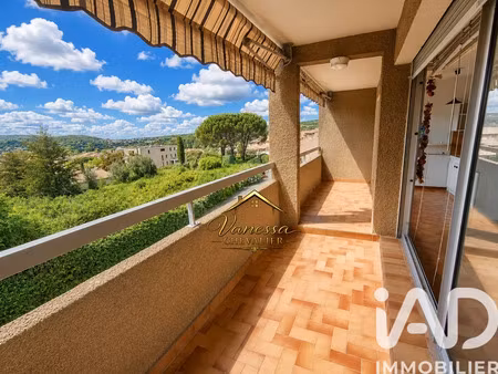 studio à vaison-la-romaine (84110)