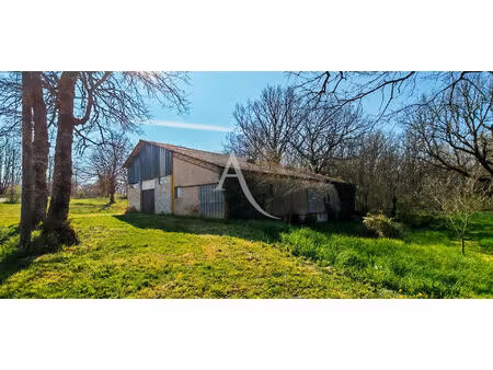 vente entrepôt / local industriel  270.00m²  masquières