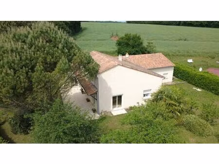 maison à ligugé de 230 m2   4 chambres +1 studio indépendant  jardin  garage