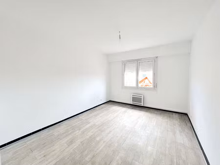 a louer appartement t3 de 67 m2 - bordeaux quartier chartrons