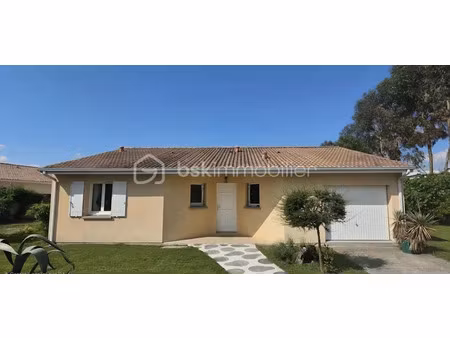 vente maison 5 pièces 111 m² à saint-savin (33920)  258 000 €