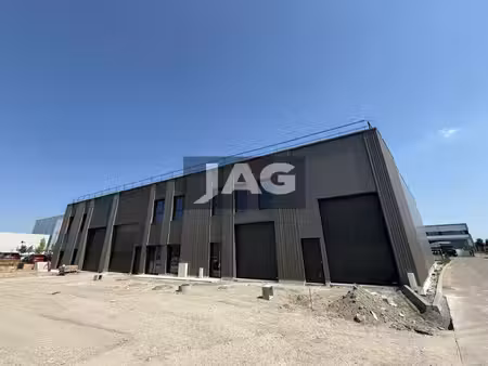 location local d’activités rillieux-la-pape 69140 289m²