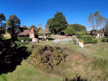 propriété traditionnelle en pierre charmante comprenant maison principale  maison d'hôtes 