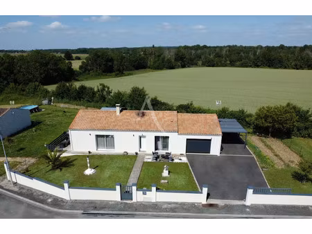 vente maison 4 pièces 104 m² à pons (17800)  265 500 €