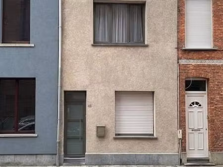 huis te koop in merksem met 3 slaapkamers