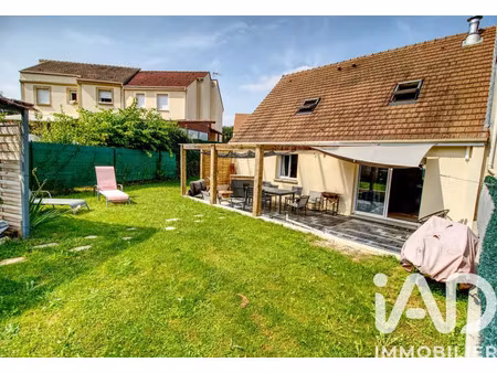 annonce location maison 6 pièces de 94m2 à la ferté-gaucher (77320) - paruvendu.fr ref 992