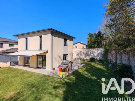 annonce vente maison 5 pièces de 115m2 à neuville-sur-saône (69250) - paruvendu.fr ref 992