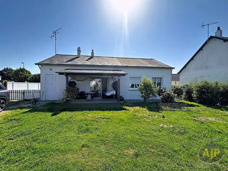 maison saint julien de vouvantes 4 pièce(s) 76 m2