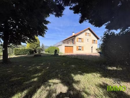 maison traditionnelle 10 pièces
