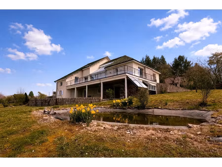 vente maison 11 pièces 225 m² saint-agnant-de-versillat (23300)