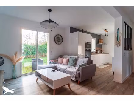 vente maison 4 pièces 70 m² à gouesnach (29950)  281 430 €