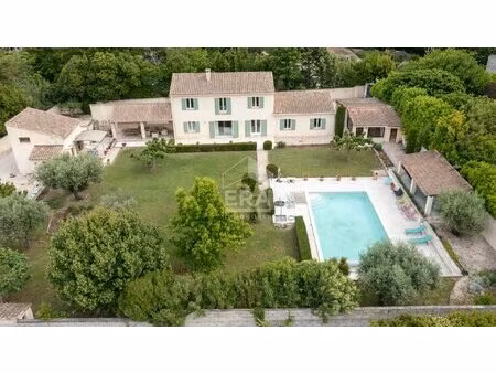 maison eyragues 250 m2
