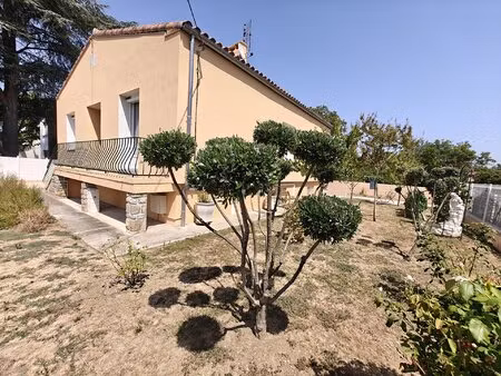 limoux-villa 4 face avec jardin et garage