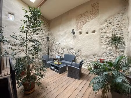 maison ancienne avec beaucoup de charme  dans un village toutes commodités