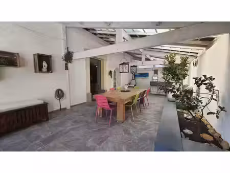 exclusivite montredon des corbieres maison 185m² avec garage 120m² et extérieur