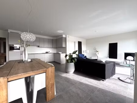 nieuwbouwappartement met 2 slaapkamers én 2 terrassen te huur in dilsen