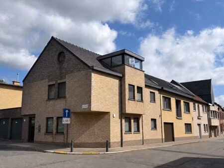gunstig gelegen  lichtrijk appartement