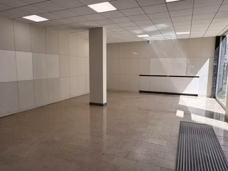 location bureaux 258 m²