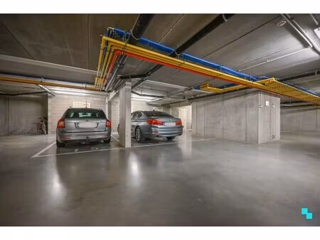 ondergrondse afgesloten parkeerplaats in harelbeke