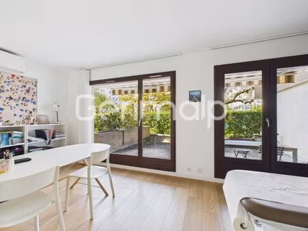vente local d’activités annecy 74000 68m²