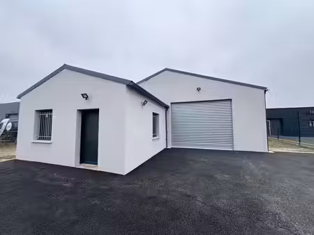 vente local d’activités bruges 33520 325m²