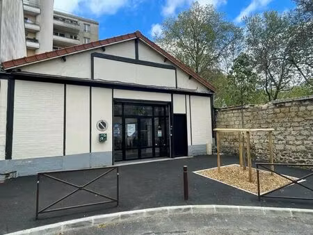 vente local d’activités le kremlin-bicêtre 94270 152m²