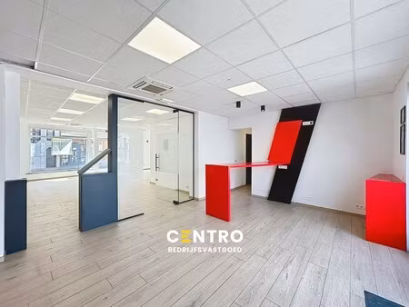 handelspand op centrale ligging te ledegem!