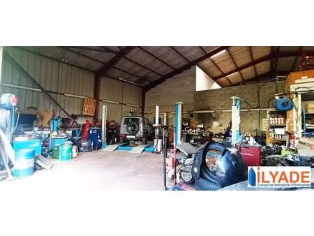 vente local d’activités pertuis 84120 200m²