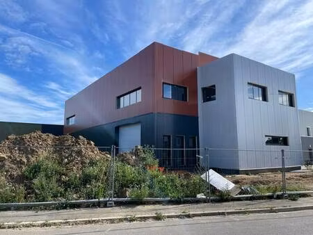 vente local d’activités saint-germain-laxis 77950 526m²