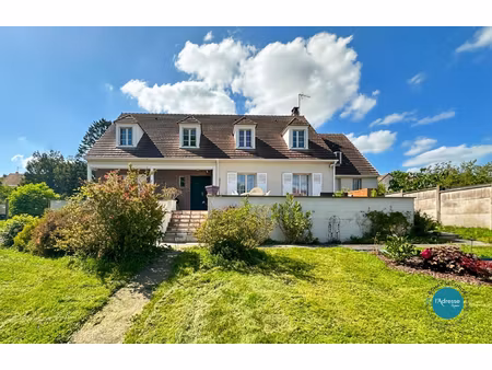 vente maison 7 pièces  182.00m²  vert