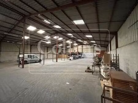 vente entrepôt marignane 13700 2100m²