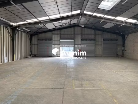 location entrepôt montbeliard 25200 1865m²