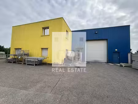 vente local d’activités 941m²