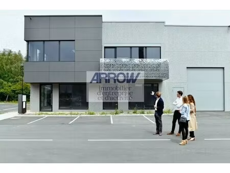 vente local d'activités 650 m² à 1 300 m²