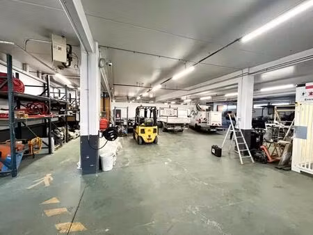 vente entrepôt chatou 78400 1600m²