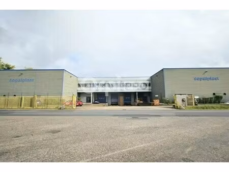 vente local d’activités miribel 01700 2242m²