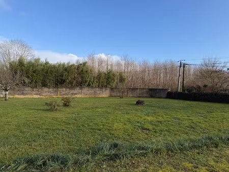 terrain à bâtir à frontenac (33760)