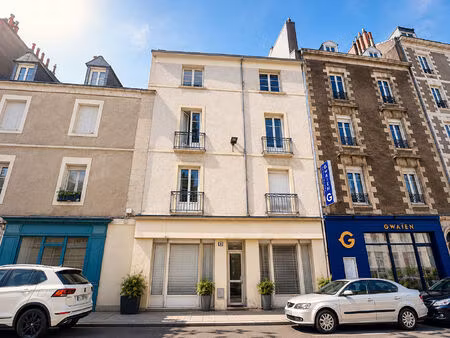 vente immeuble 8 pièces  301.66m²  nantes