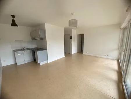 vente appartement la rochelle 17000 - - surface privée