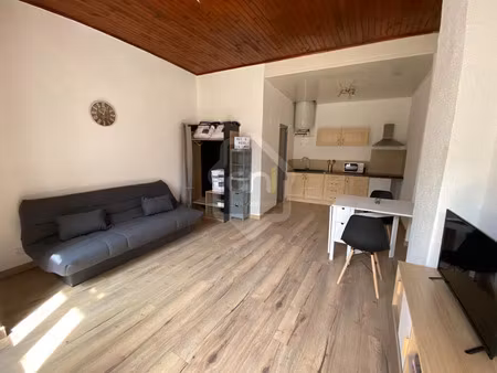location appartement 1 pièce 23 m² à nîmes (30000)