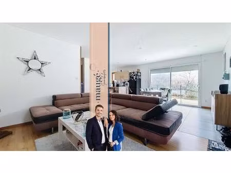 maison - mitoyenne - 3 chambres - idéal investissement - garage - cave - jardin