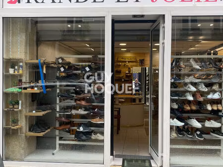 location pure - boutique rue meslay - paris 3ème.