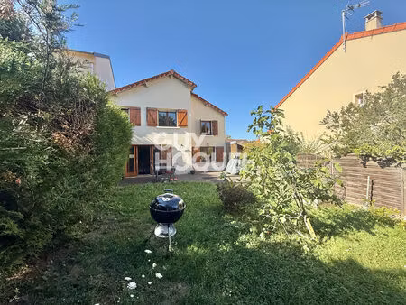 maison l hay les roses