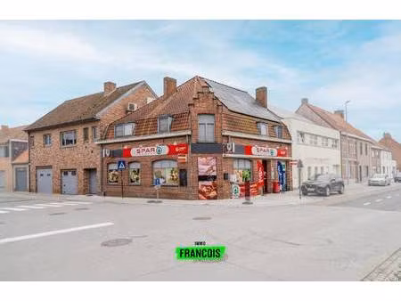 commercieel te koop in ieper met 3 slaapkamers